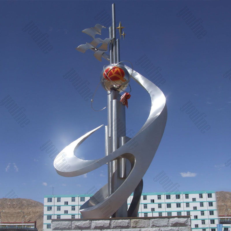 custom made large contemporary stainless steel outdoor sculptures for sale for roundabout UAE